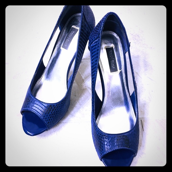 White House Black Market Shoes - WHBM blue peep toe heels